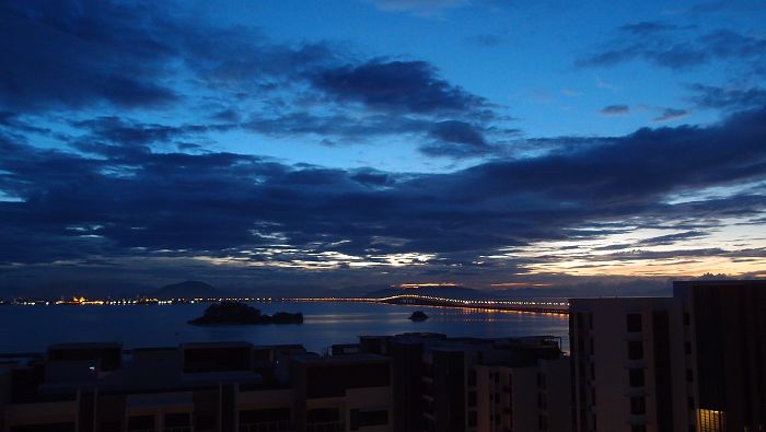 清晨的麻六甲海峽