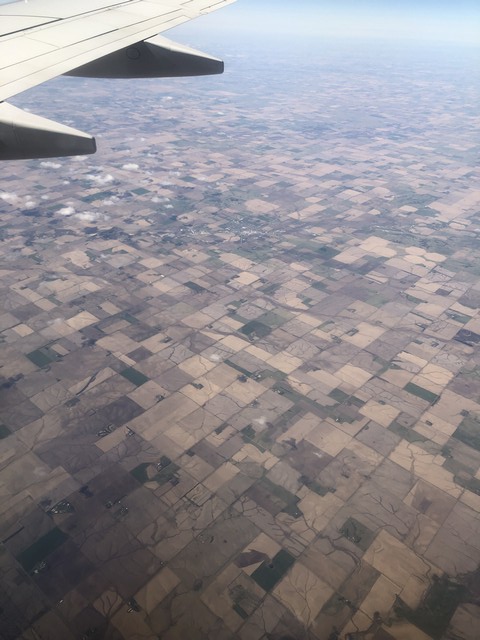飛機上看的超大片農田